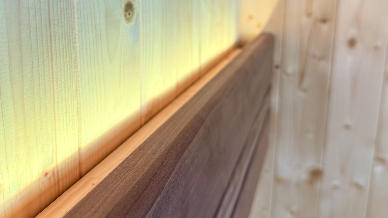 RGBW LED lighting in the backrest of the S-Line Nordiq