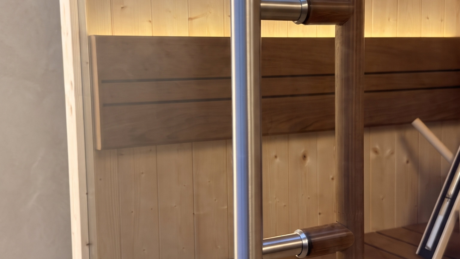 Finnish sauna S-Line Nordiq 210 Relax, door handle
